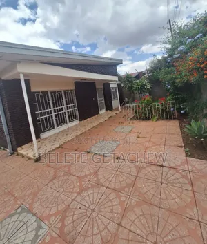 4bdrm Villa in Ayat Zone , Villa, Bole for sale
