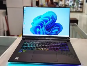 New Laptop Asus ROG Strix G15 16GB AMD Ryzen 9 SSD 512GB