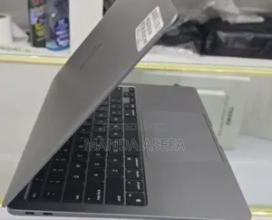 New Laptop Apple MacBook Air 8GB Apple M1 SSD 256GB