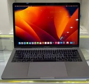 New Laptop Apple MacBook Pro 2017 8GB Intel Core I5 SSD 512GB