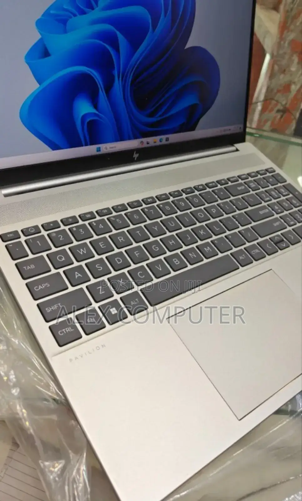 New Laptop HP Pavilion 15 16GB Intel Core I5 SSD 1T