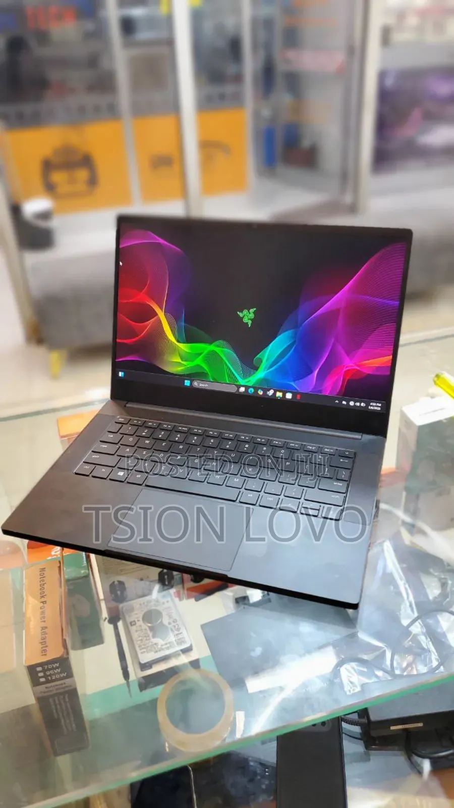 New Laptop Razer Blade 16GB AMD Ryzen 9 SSD 1T
