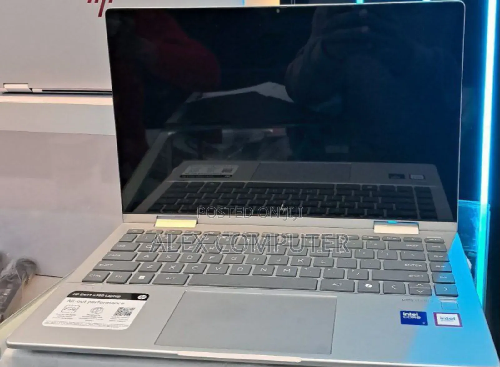 New Laptop HP Envy X360 16GB Intel Core I7 SSD 1T