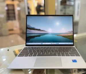 New Laptop Dell Inspiron 13z 16GB Intel Core I5 SSD 512GB