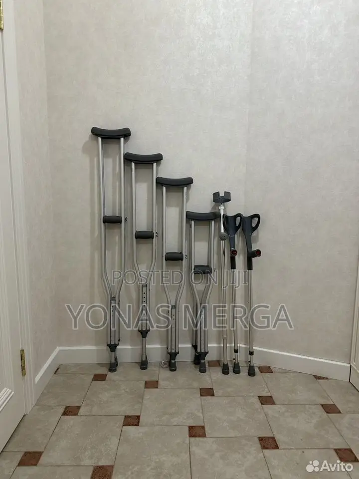 Adjustable Portable Crutches፷更you Need to Walk Independently