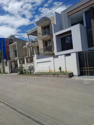 7bdrm Villa in Bole for sale