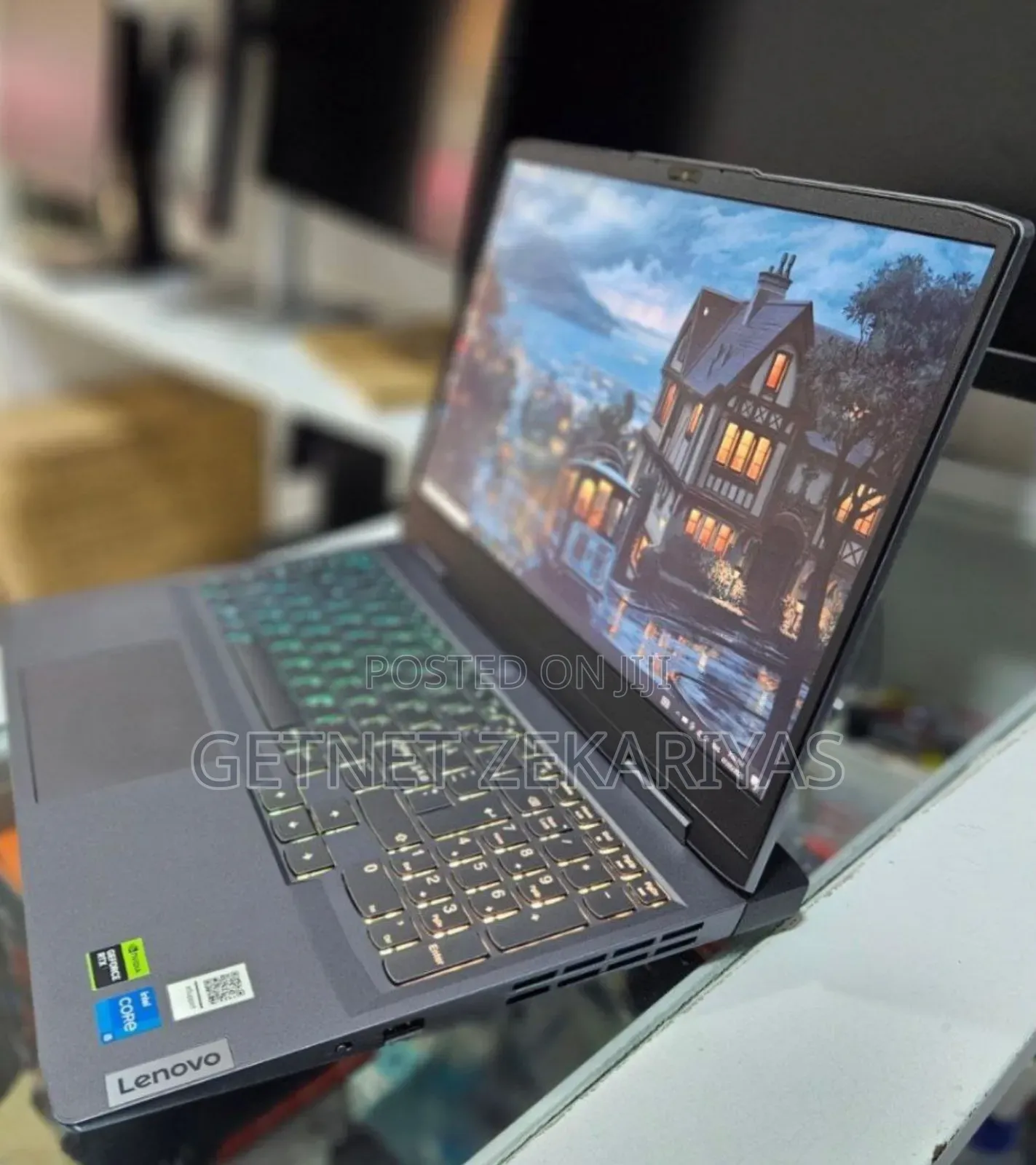 New Laptop Lenovo LOQ 15ARP9 16GB Intel Core I5 SSD 512GB
