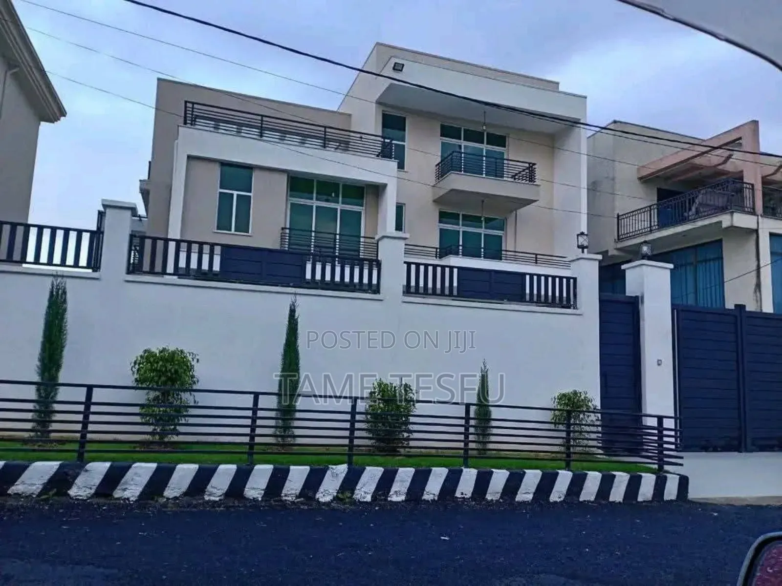 Furnished 7bdrm House in Hayat, Bole for sale