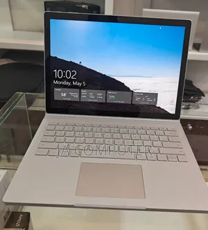 New Laptop Microsoft Surface 16GB Intel Core I7 SSD 256GB