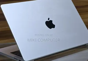 New Laptop Apple MacBook Pro 2023 M3 Pro 14-Inch 8GB Intel SSD 512GB