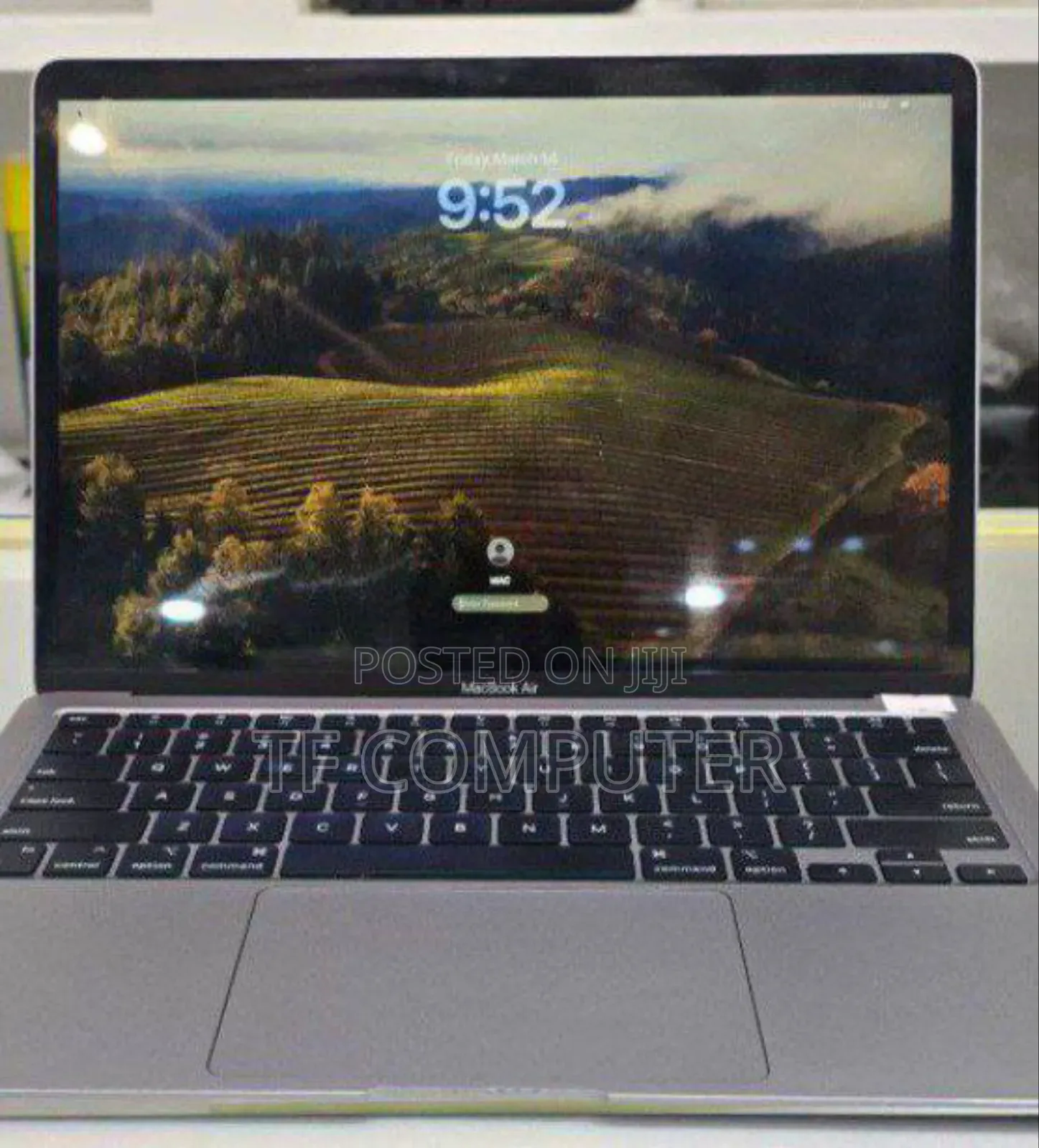 New Laptop Apple MacBook Air 2020 M1 8GB Apple M1 SSD 256GB