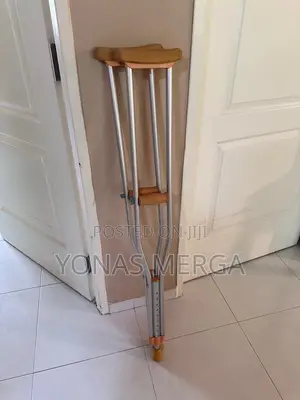 Underarm Crutches - Adult -Pair፭性ergonomically Underarm Pads