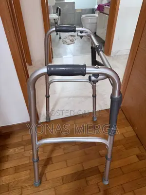 2wheel Walker for Adults፶鈣walker With Wheel Strikes Balance