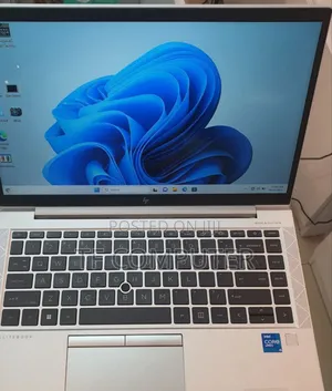 New Laptop HP EliteBook 840 G8 16GB Intel Core I5 SSD 512GB