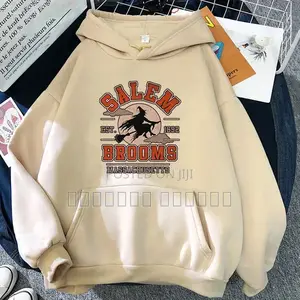 Clean Look, Warm Feel – Your Everyday Hoodie