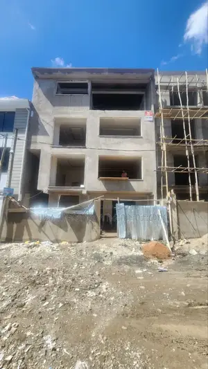 7bdrm House in Ayat Area, Yeka for sale