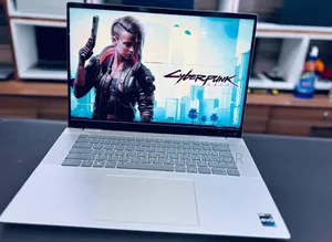 New Laptop Dell XPS 15 16GB Intel Core I5 SSD 512GB