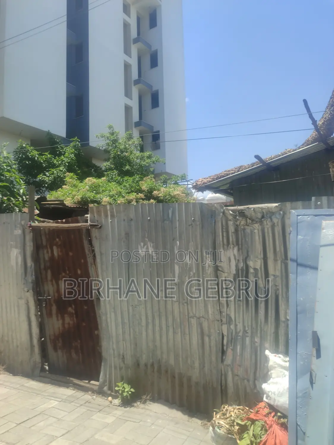 G+7 Apartiment Rent for Business