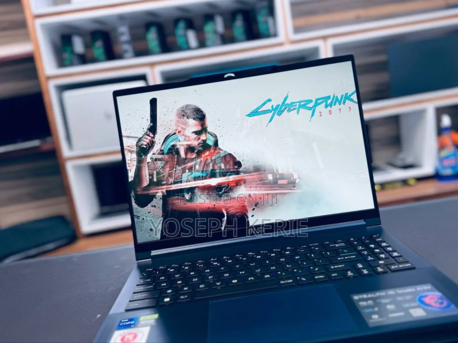 New Laptop MSI Stealth 16 AI Studio 32GB Intel Core i7 SSD 1T
