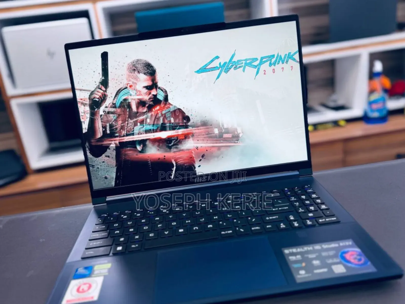 New Laptop MSI Stealth 16 AI Studio 32GB Intel Core i7 SSD 1T