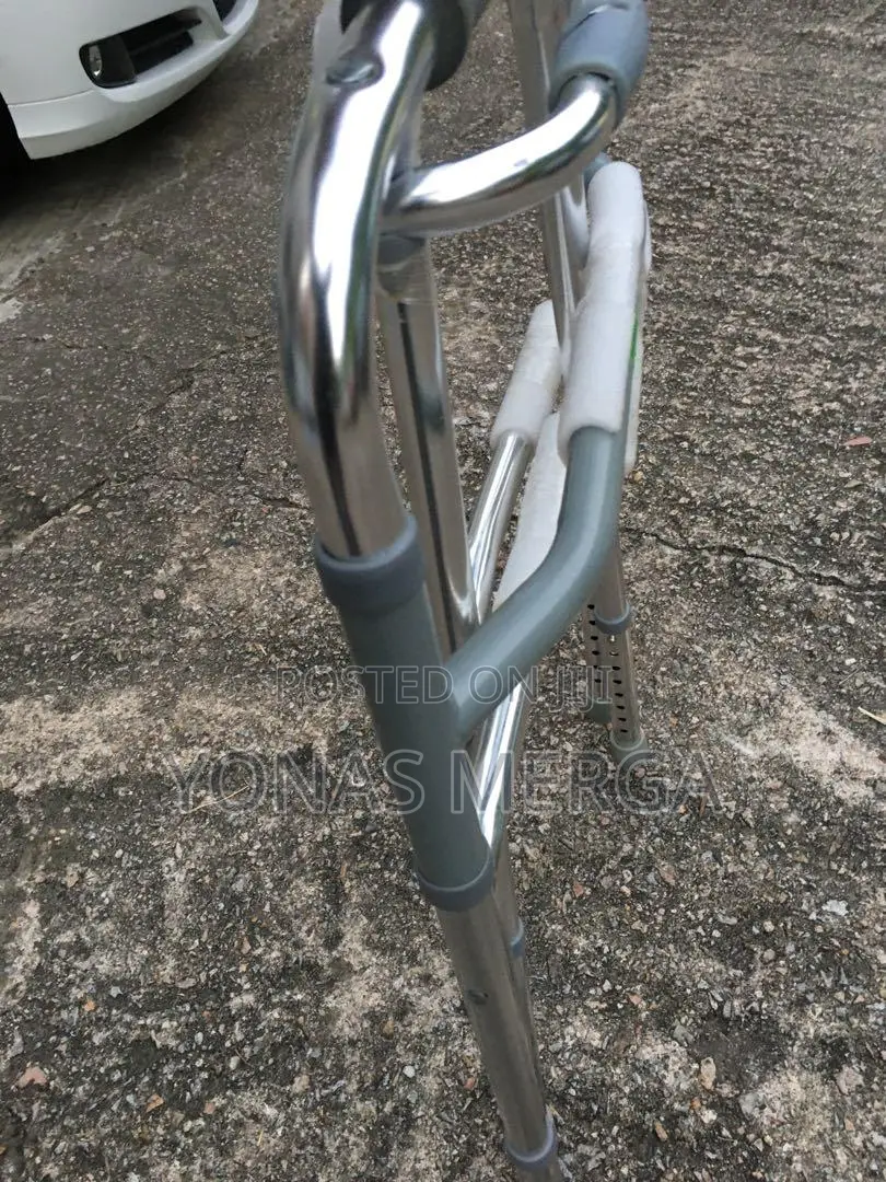 Aluminum, Adult Walker፵擒wheeled Walker:Designed for Safety
