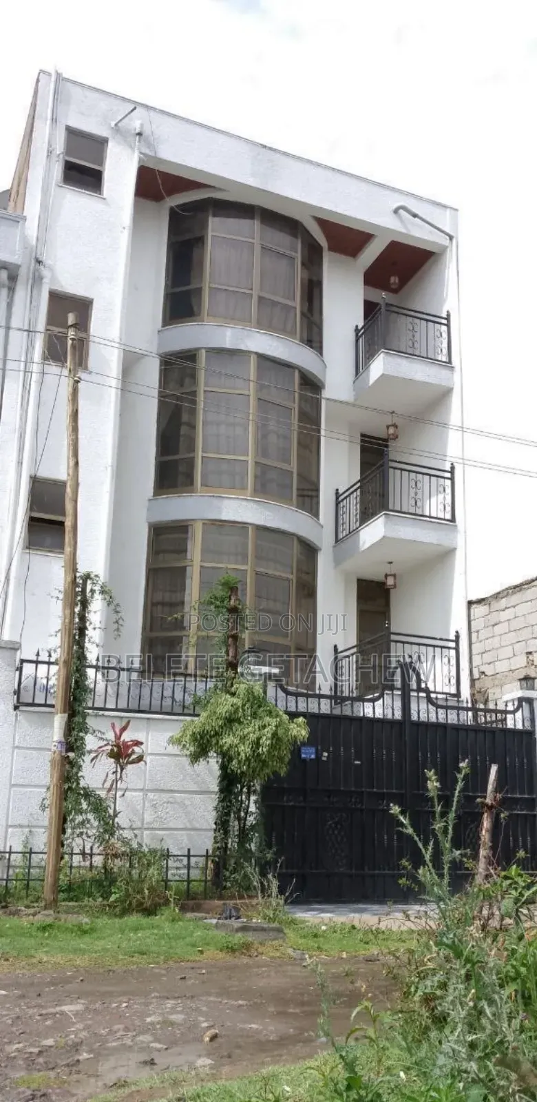 6bdrm House in Ayat, G+3 Luxury, Bole for sale