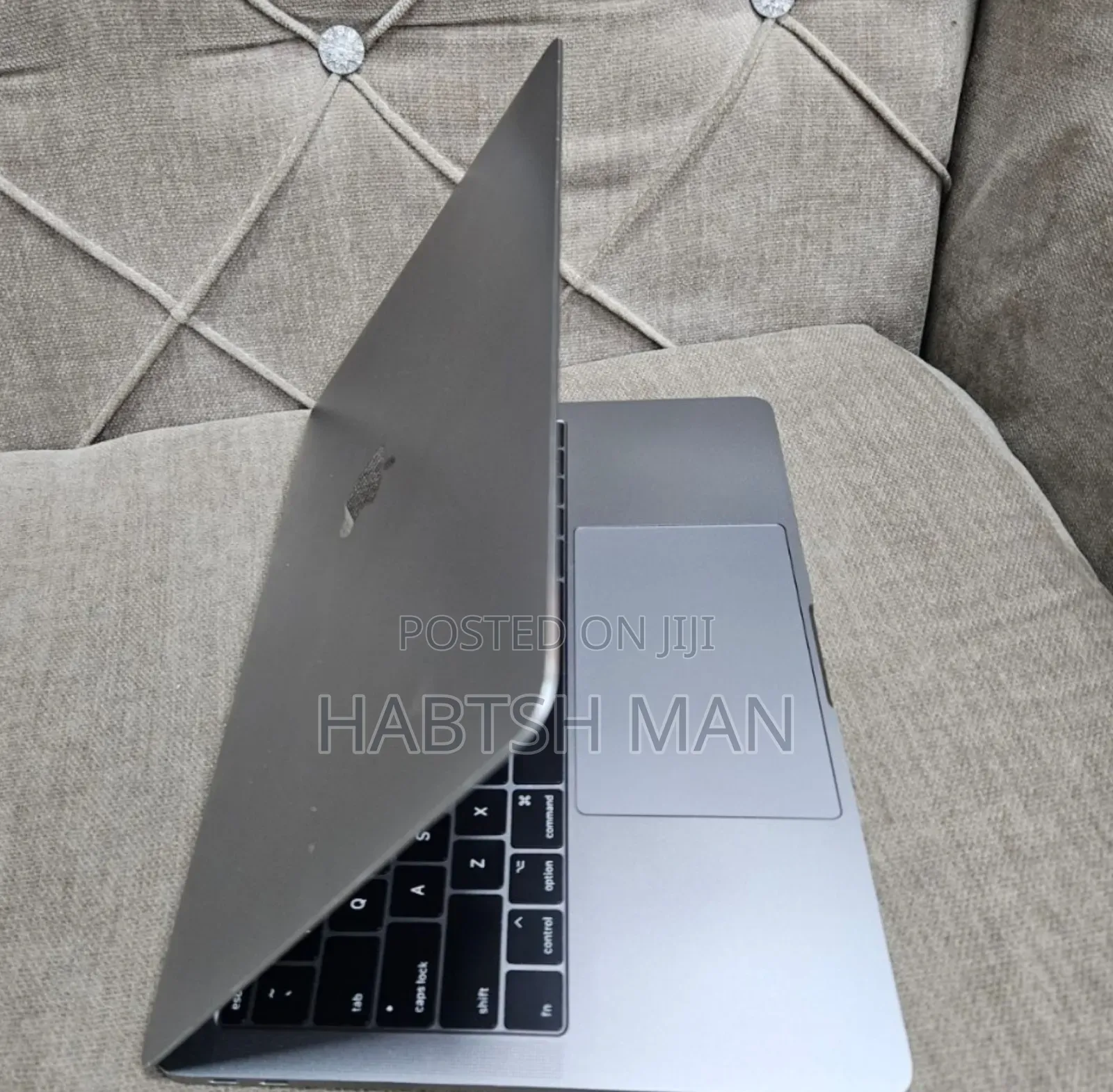 New Laptop Apple MacBook Pro 2017 16GB Intel Core I5 SSD 256GB