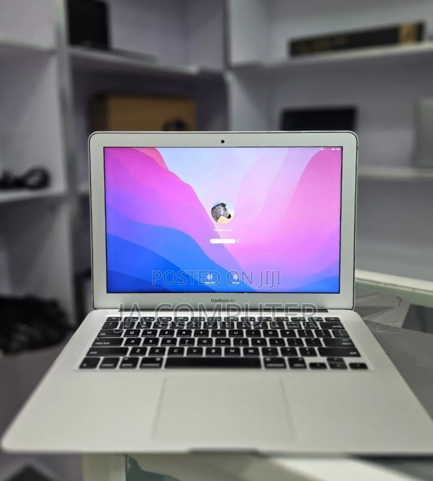 New Laptop Apple MacBook Air 2017 8GB Intel Core I5 SSD 128GB