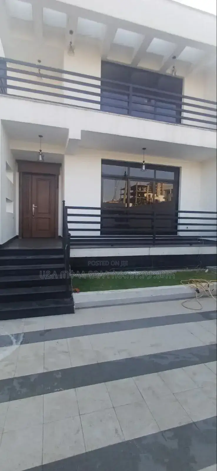 Furnished 8bdrm House in Ayat Area, Yeka for sale