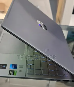New Laptop HP 16GB Intel Core I7 SSD 512GB