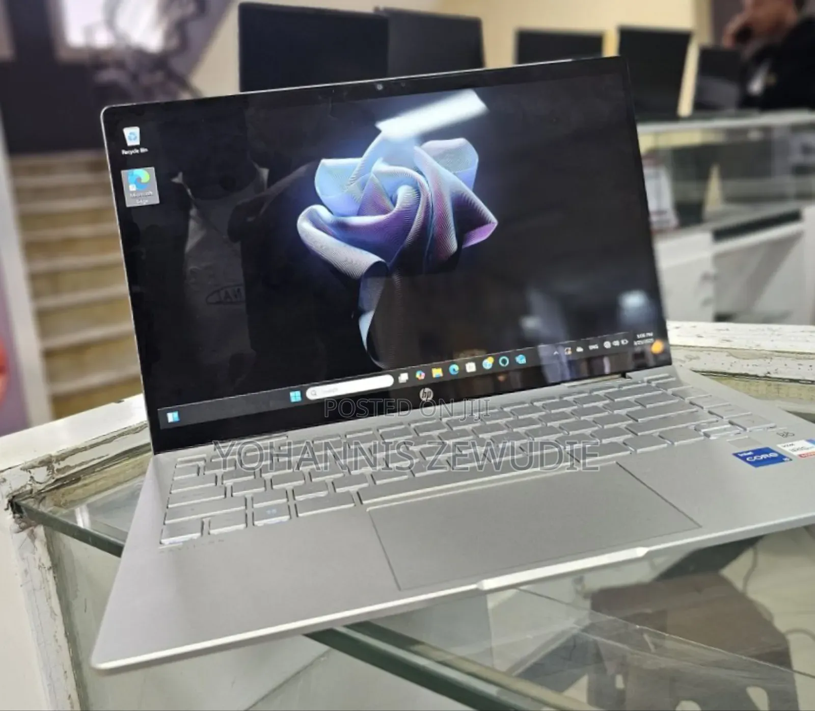 New Laptop HP Pavilion 14 8GB Intel Core I5 SSD 512GB