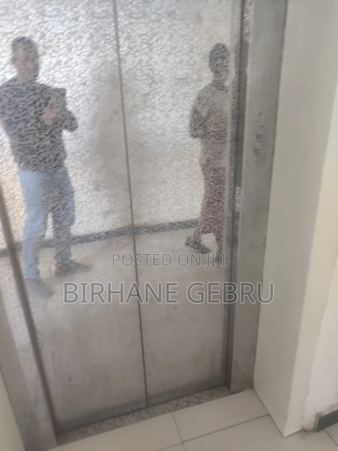Luxury Apartiment Rent for Office