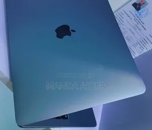New Laptop Apple MacBook Air 8GB Apple M1 SSD 256GB