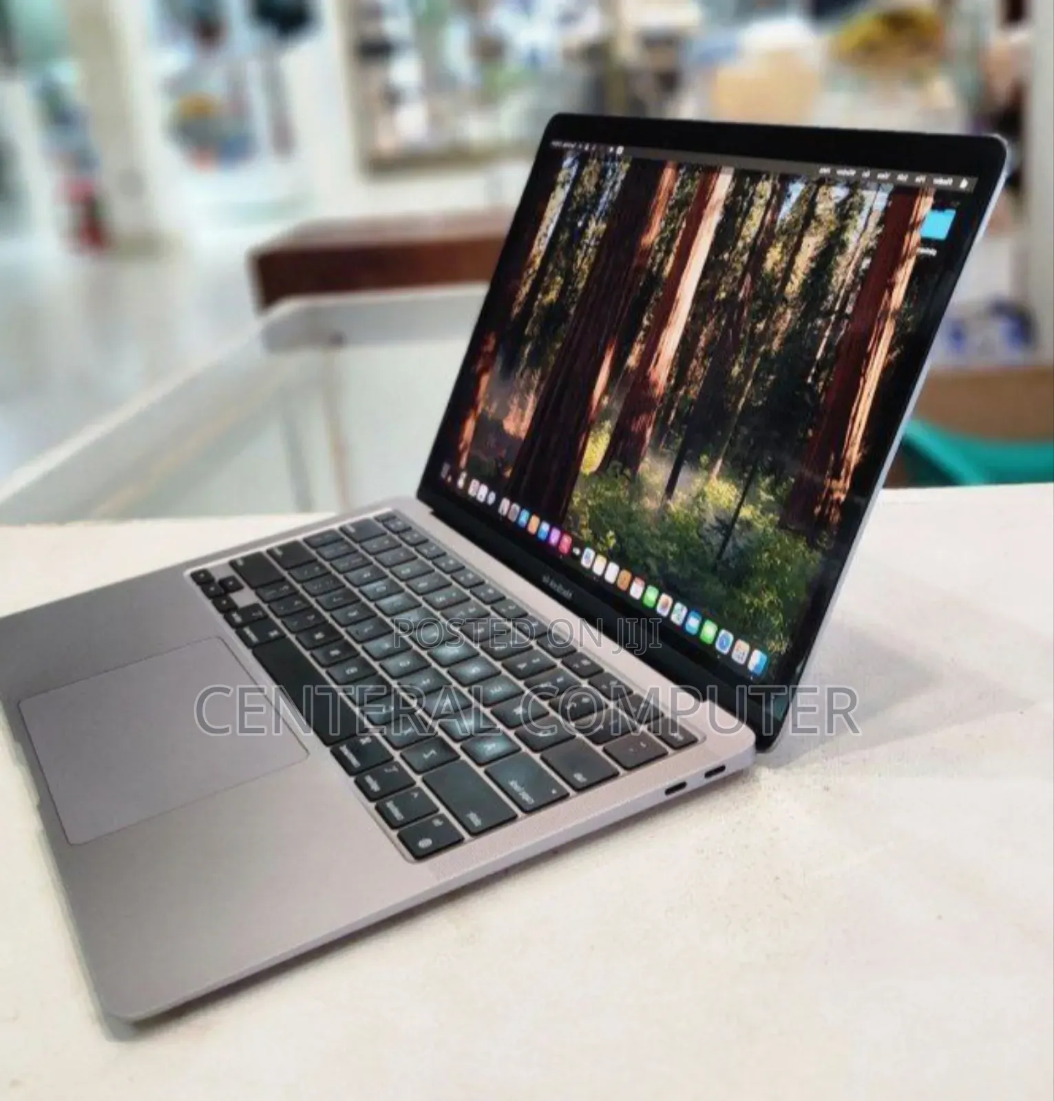 New Laptop Apple MacBook 16GB Apple M1 SSD 512GB