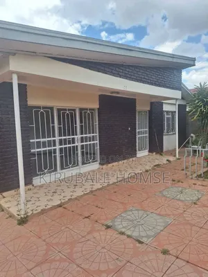 4bdrm Villa in ሃያት ዞን የማይታመን ዋጋ, Bole for sale