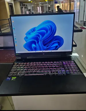 New Laptop Acer Predator Helios 300 16GB Intel Core I9 SSD 1T
