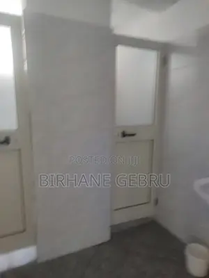 Luxury Complex Apa Rent for Cafe Resturant Frinture Supmark
