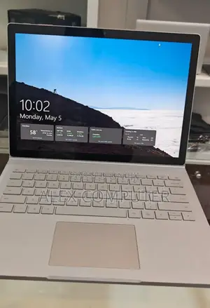 New Laptop Microsoft Surface Book 3 8GB Intel Core I7 SSD 256GB