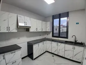 3bdrm Apartment in Apartment, Yeka for rent