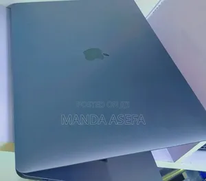 New Laptop Apple MacBook Pro 2017 16GB Intel Core I7 SSD 512GB