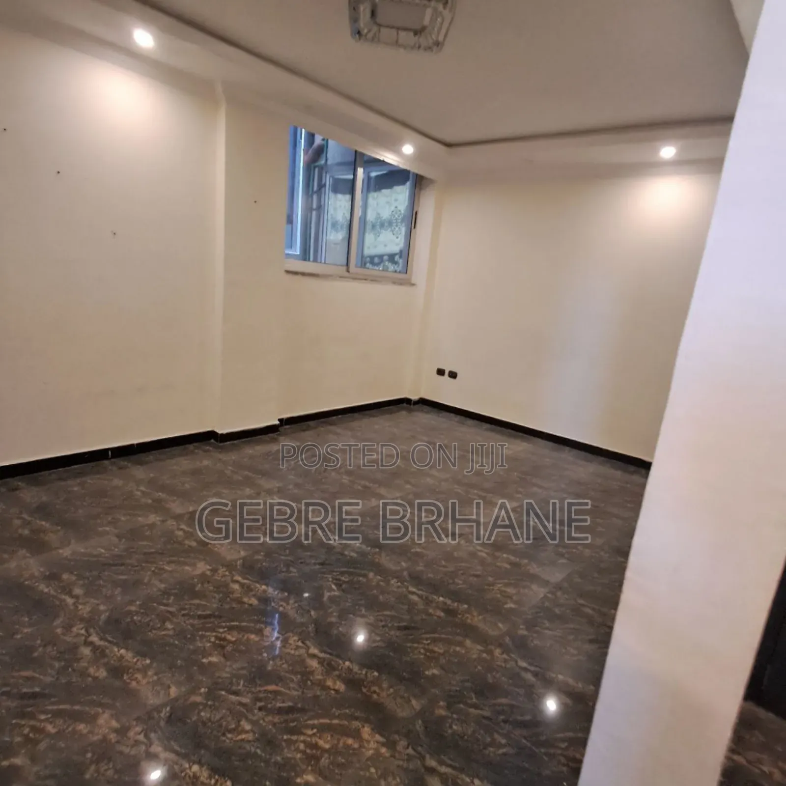 3bdrm Apartment in Apartment, Yeka for rent