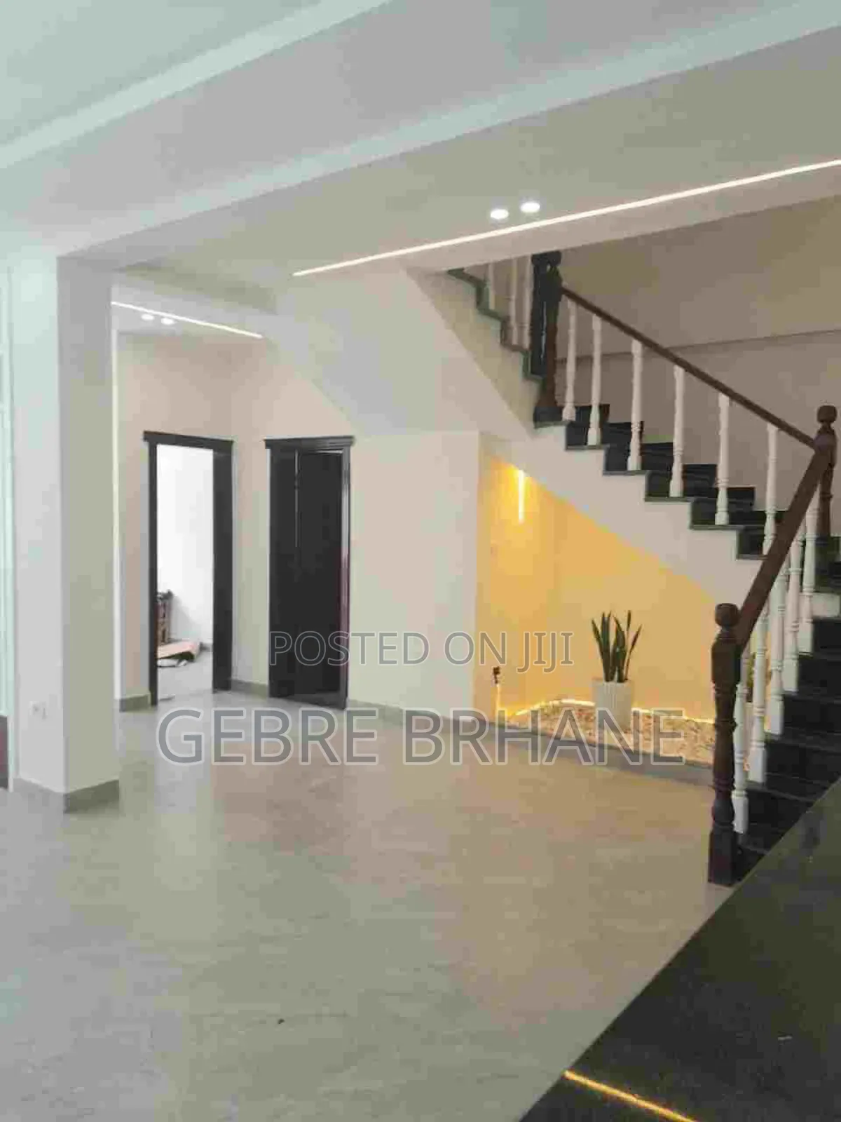 6bdrm House in G+2, Yeka for rent