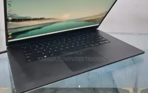 New Laptop Dell XPS 15 16GB Intel Core i7 SSD 512GB