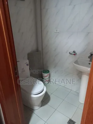 2bdrm Apartment in Apartment, Yeka for rent