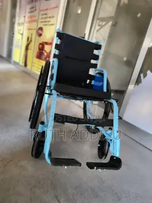 Wheelchair Medical Almunium Safe and Strong Wheelchair New