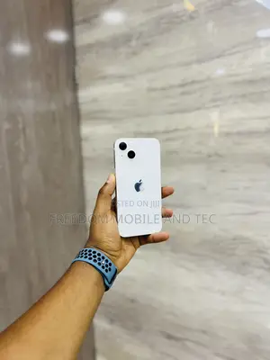 Apple iPhone 13 128 GB White