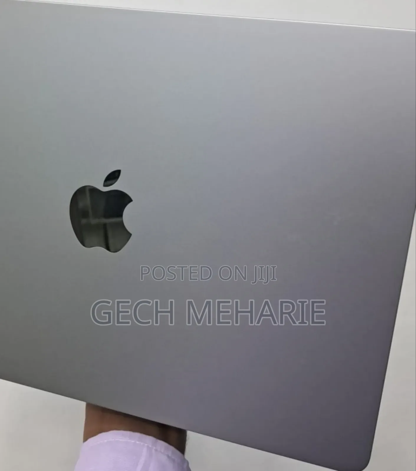 New Laptop Apple MacBook Air 2022 M2 8GB Apple M2 SSD 256GB