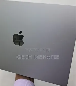 New Laptop Apple MacBook Air 2022 M2 8GB Apple M2 SSD 256GB
