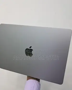 New Laptop Apple MacBook Air 2022 M2 8GB Apple M2 SSD 256GB