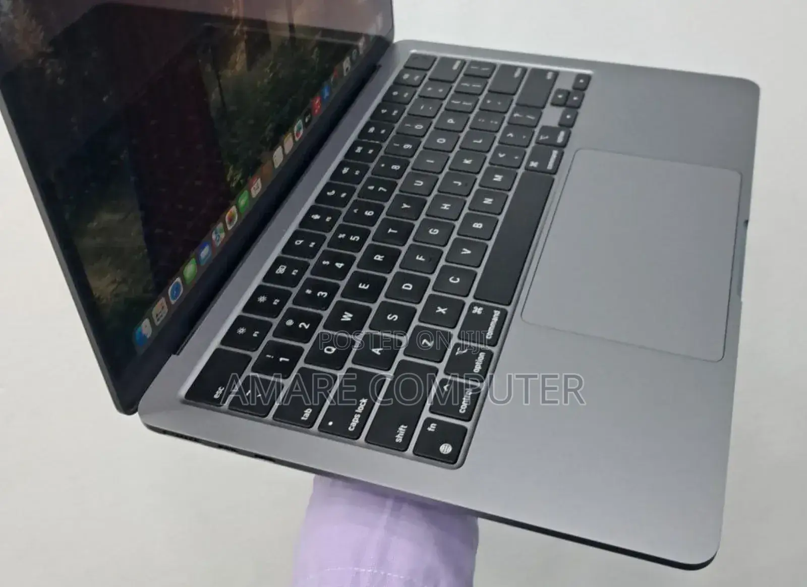 New Laptop Apple MacBook Air 2022 M2 8GB Apple M2 SSD 256GB